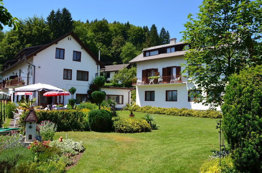 Gasthof-Pension Karawankenblick เพิร์ทชาค อัม เวิร์ทเทอร์ซี ภายนอก รูปภาพ