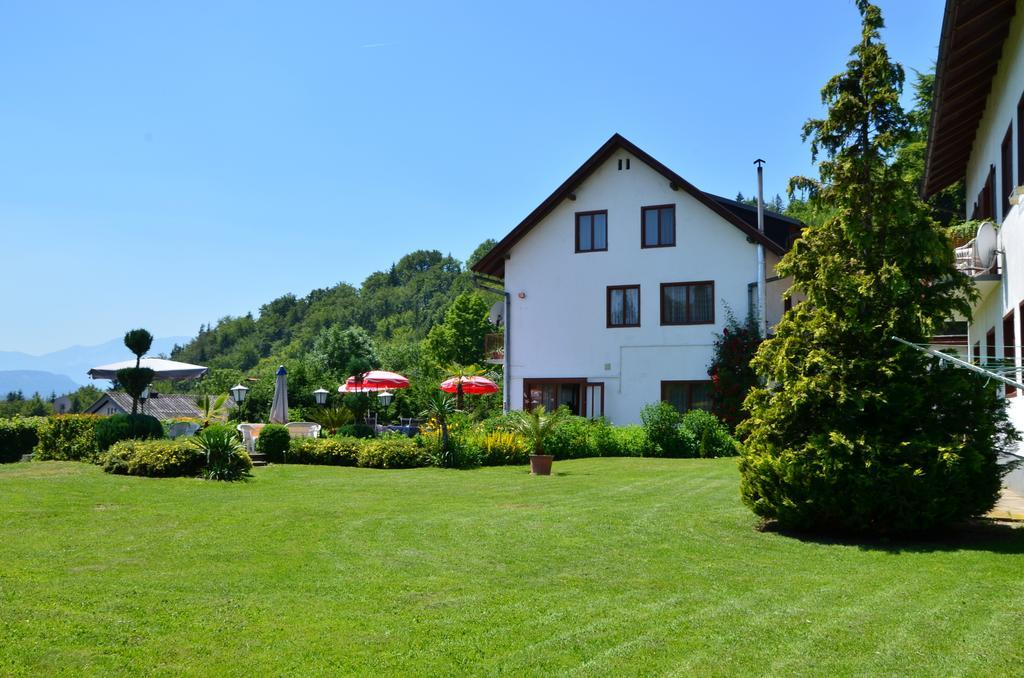 Gasthof-Pension Karawankenblick เพิร์ทชาค อัม เวิร์ทเทอร์ซี ภายนอก รูปภาพ